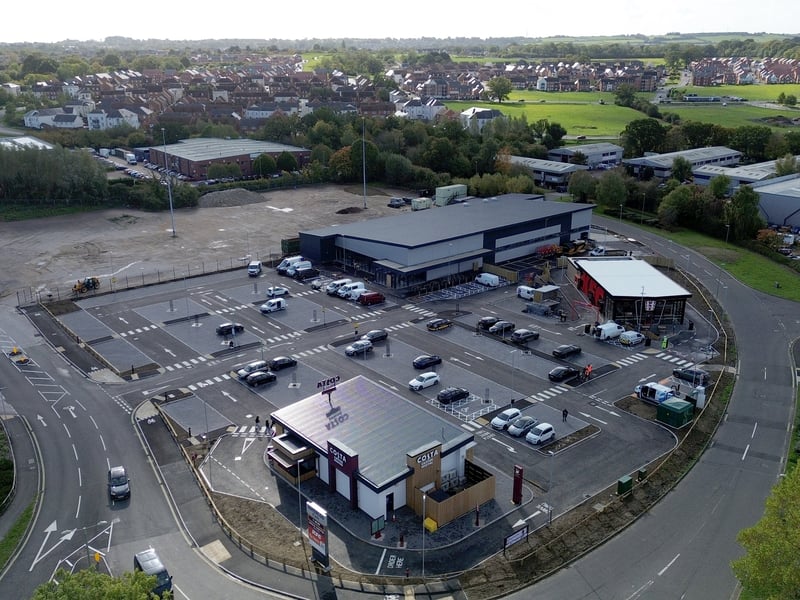 Waterloo Park is nearing completion with Costa Coffee Drive Thru up and running.

