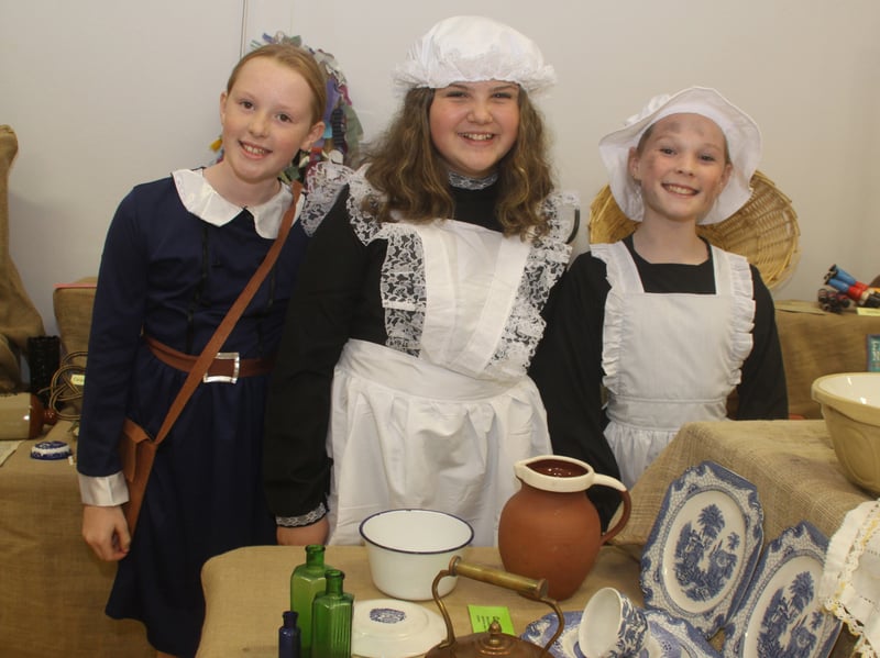 Looking the part for Victorian Day in school are (l/r) Annie, Isla and Elsie.