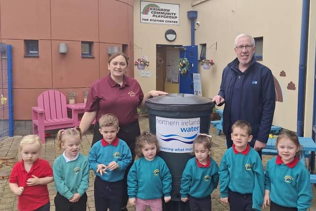 Pupils from Rainbow Community Playgroup, Omagh with their new NI Water waterbutt. SU3744CD26
