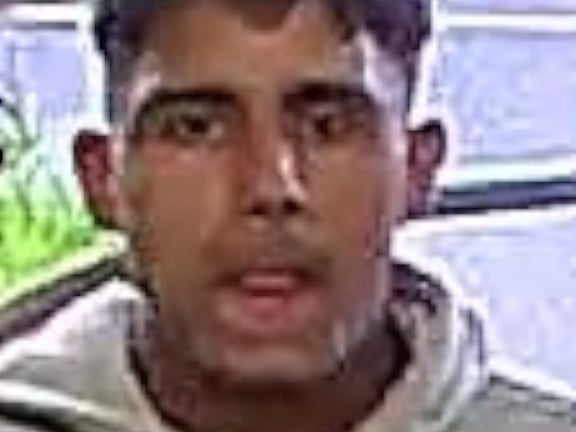 Crime Type: Theft From Shop. Offence Date: 12/09/2026. Photo reference: LD2195. Area: Leeds North West.