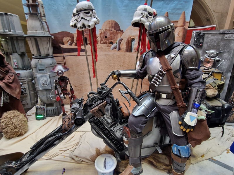 By cosplay troupe Mos Eisley Misfits 2021