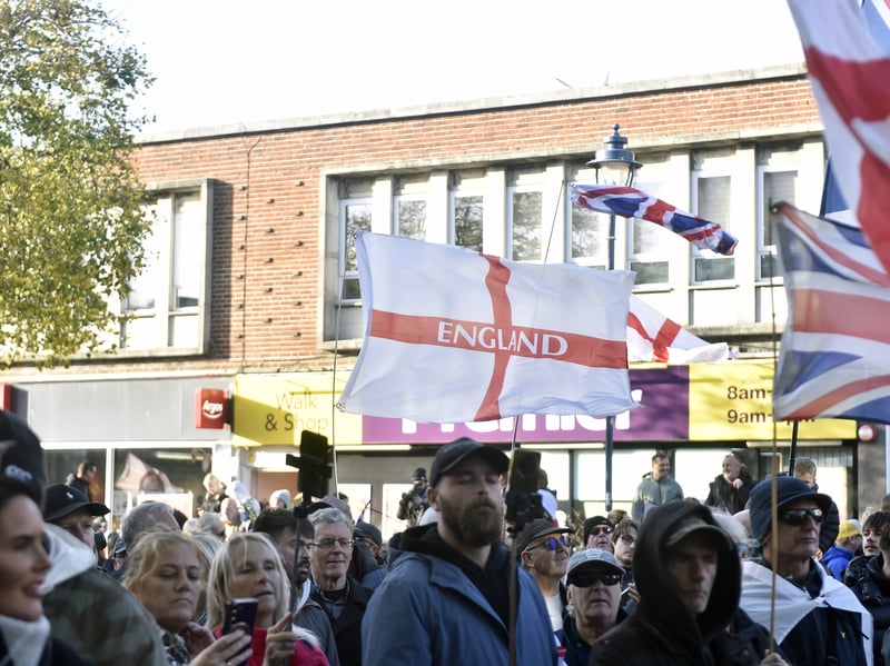 Anti-migrant protestors

Picture: Sarah Standing (251026-1806)