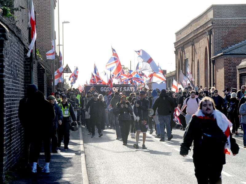 The anti-migrant march makes its way down Haslar Road.

Picture: Sarah Standing (251026-4911)