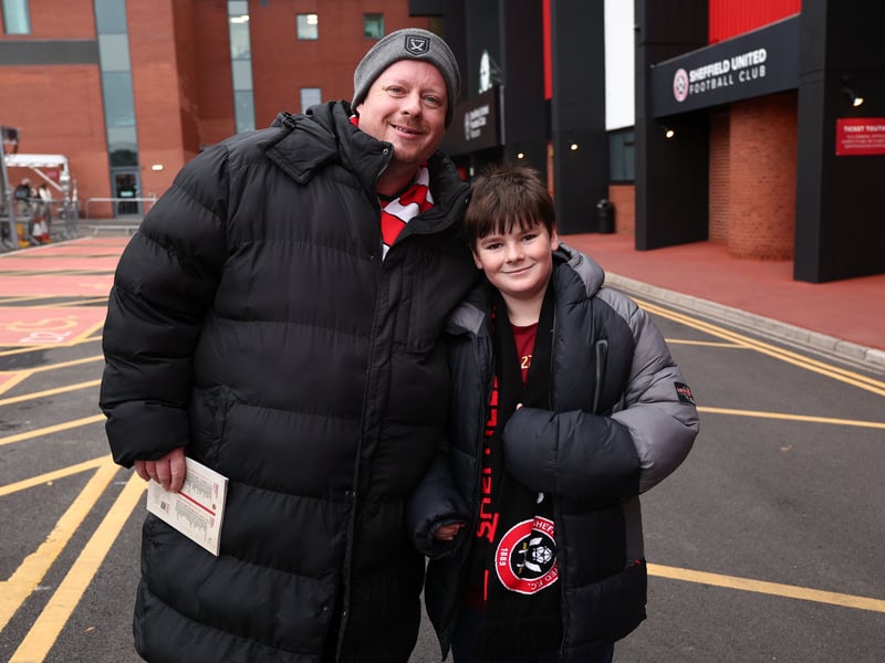 Sheffield United fans pictured showing their support ahead of Derby County clash 
