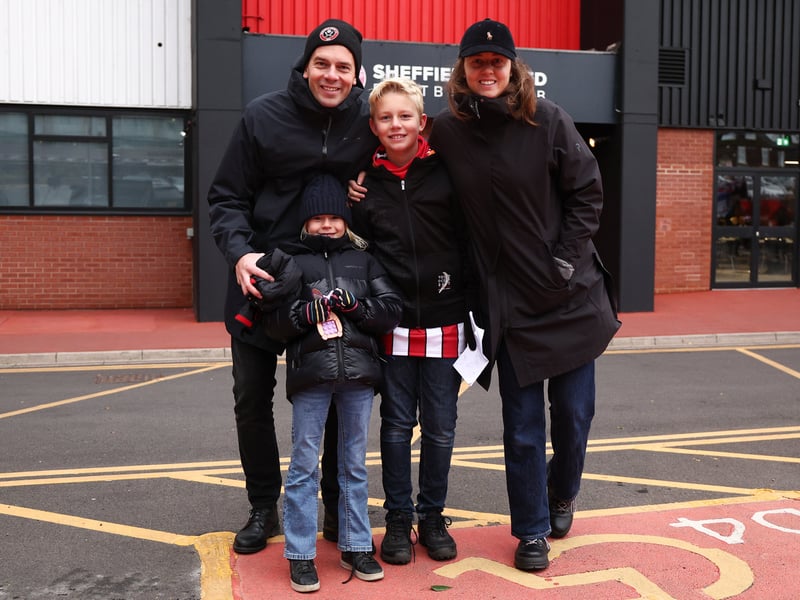Sheffield United fans pictured showing their support ahead of Derby County clash 