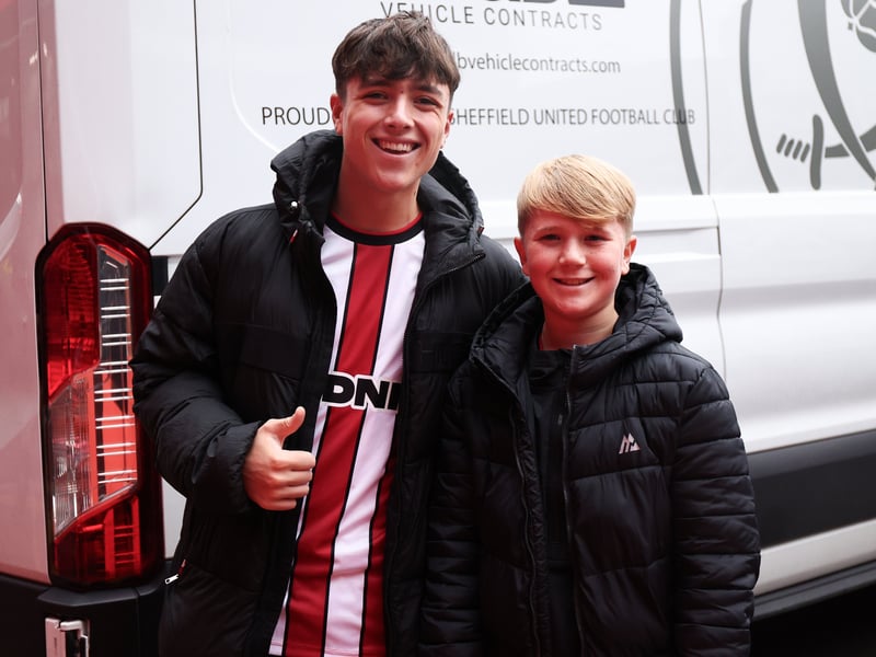 Sheffield United fans pictured showing their support ahead of Derby County clash 