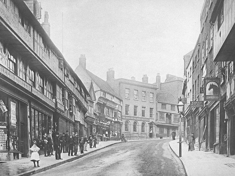 Wyle Cop, Shrewsbury, in 1891, with the Nags Head on the right. It is a street scene which hasn't really changed all that much, apart from the tyranny of modern traffic.