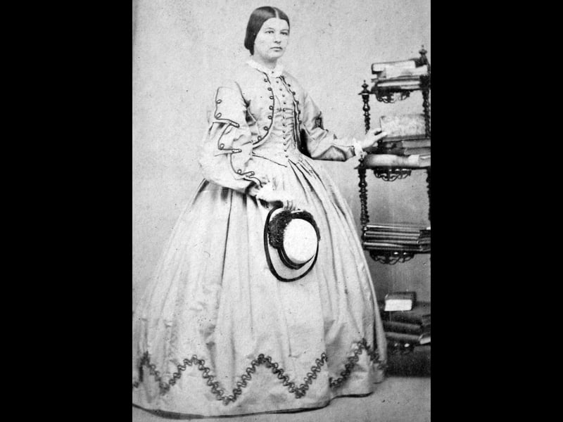 Here's one of Howle's portraits, of a woman from the Newport area. Voluminous dresses like this were the fashion in the 1860s.
