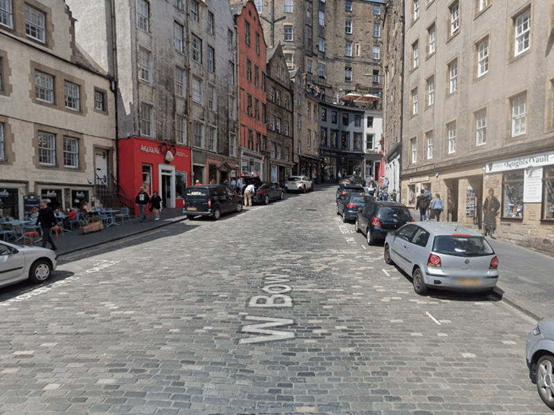 Major Thomas Weir, a respected 17th-century religious figure, shocked Edinburgh when he confessed to a series of sexual crimes and was executed in 1670. Folklore subsequently cast him as a warlock, and his former home on the West Bow became notorious for unexplained lights, eerie music and a phantom coach turning up outside. A tall, dark figure is still said to appear in the area, with sightings reportedly extending into the nearby Quaker Meeting House, with workers having seen Weir walking through walls!