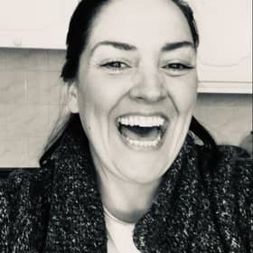 Brunella Sherry, known to friends and family as Bee, and daughter of the late Irish country singer Brian Coll,will showcase a selection of her original paintings, fine-art prints and poetry at the Richmond Centre on Friday 30 and Saturday, October 31. SU6944CD26 