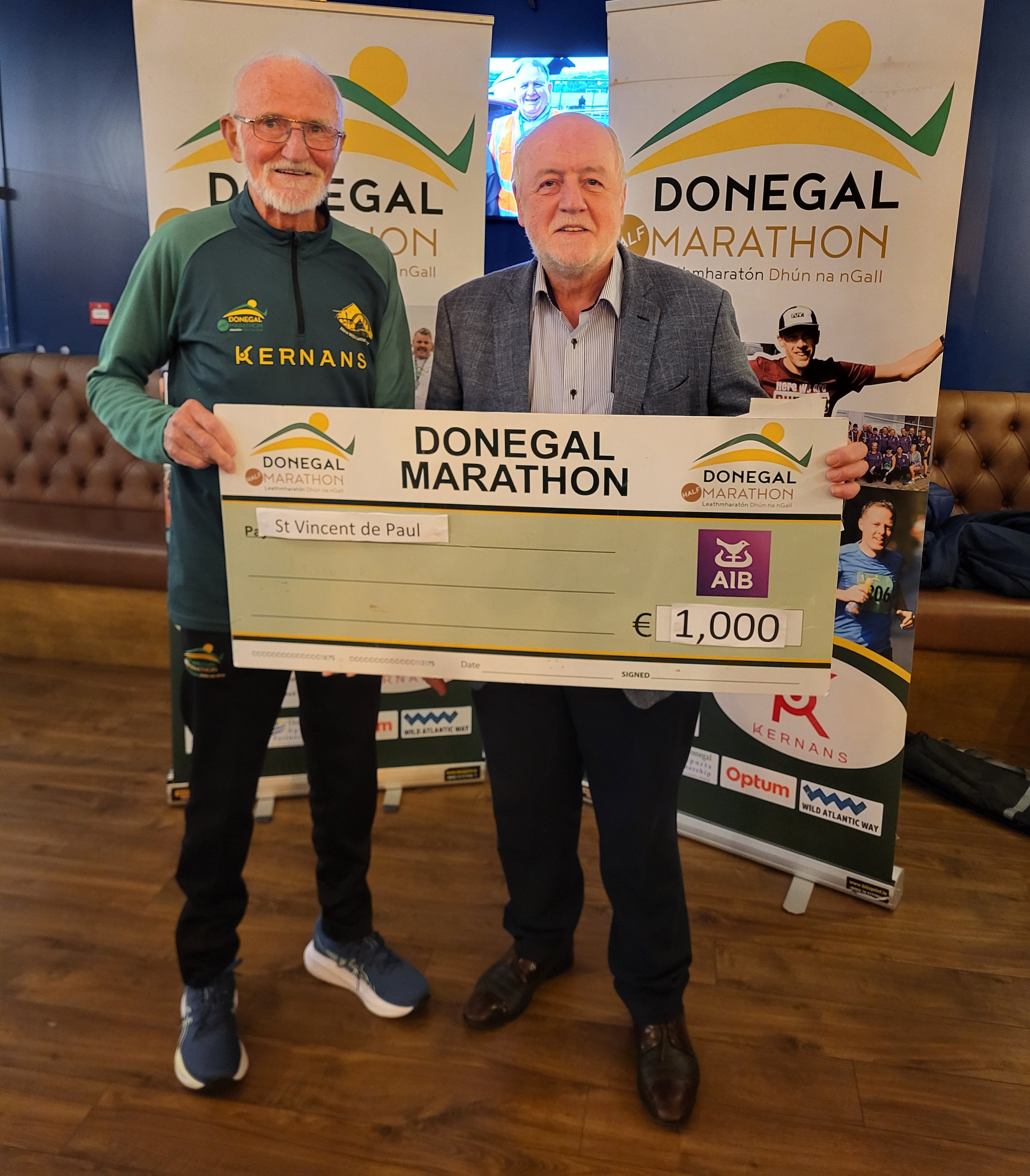 Donegal Half Marathon Committee presents €7,000 to local charities