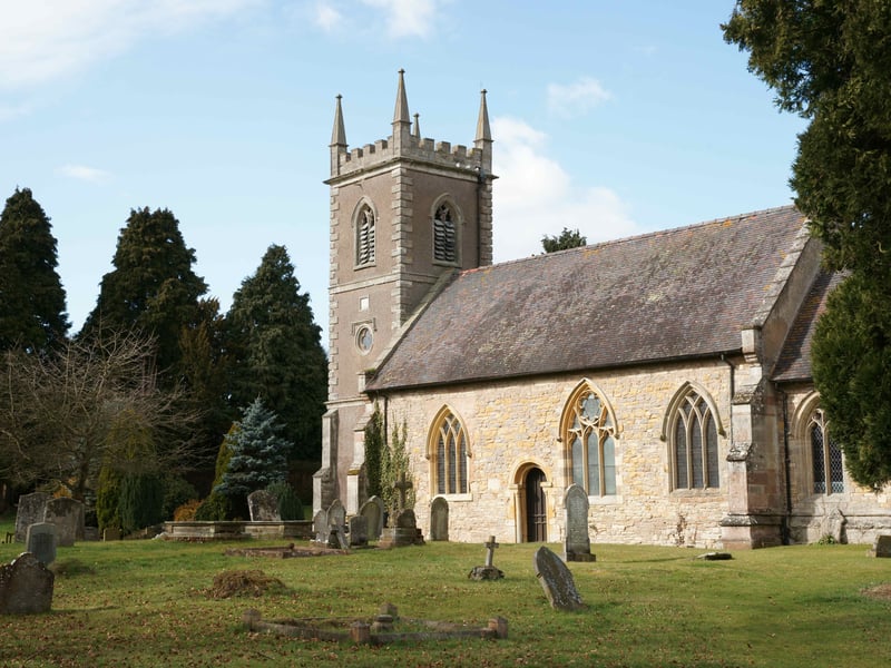 Muddy Stilettos said: "Small but mighty, this superbly connected hamlet delivers big on charm with half-timbered houses, sweeping countryside, great schools and a Muddy Award-winning pub."