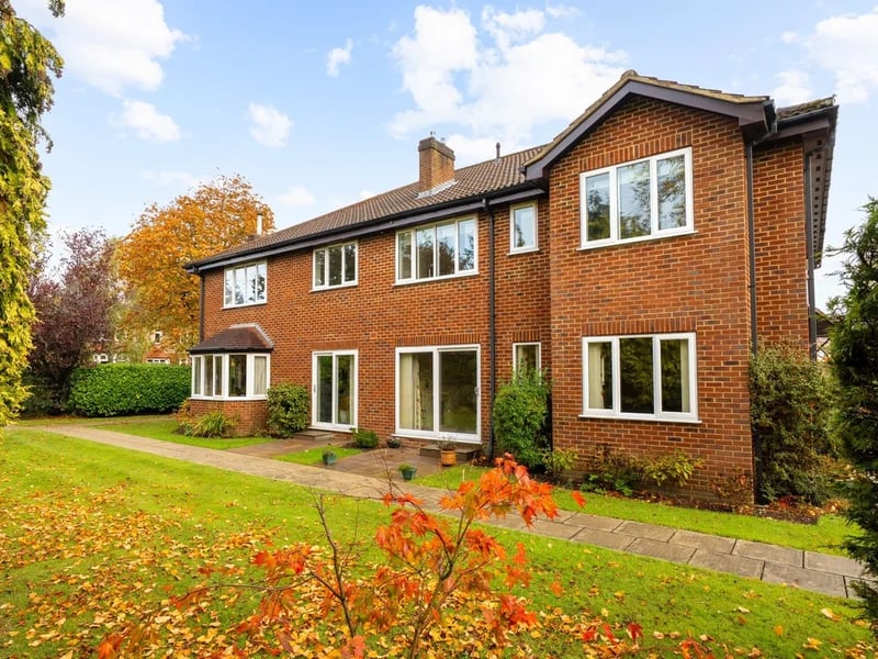 This two bedroom and two bathroom flat is for sale with Myrings Estate Agents for £335,000