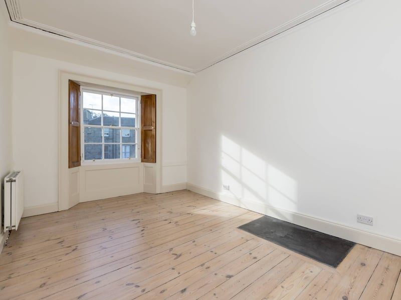 This property has gas central heating and double glazing throughout. With residents permit and pay and display on-street parking.