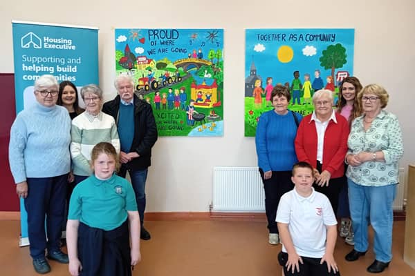 Brushstrokes in Burnfoot… Pictured in front of artwork produced as part of Burnfoot Community Association’s Intergenerational art project are, (left to right), Louise Wilson, Alison Purcell, Housing Executive Team Leader, Limavady, Athline Simpson, Jack Simpson, Hannah Wilson (front), Olive Simpson, May Black, Christina Smyth, Facilitator, Meraki Art NI, Gladys Wilson and James Roxborough (front).