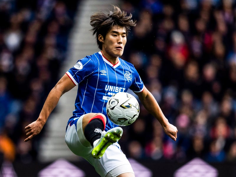 The South Korean came close to breaking his scoring duck by flashing a first-half effort inches past the post. Sliced an effort wide from a promising position just before half-time. Always keen drop into central pockets of space. Tested Muller with a low strike. Subbed. 6